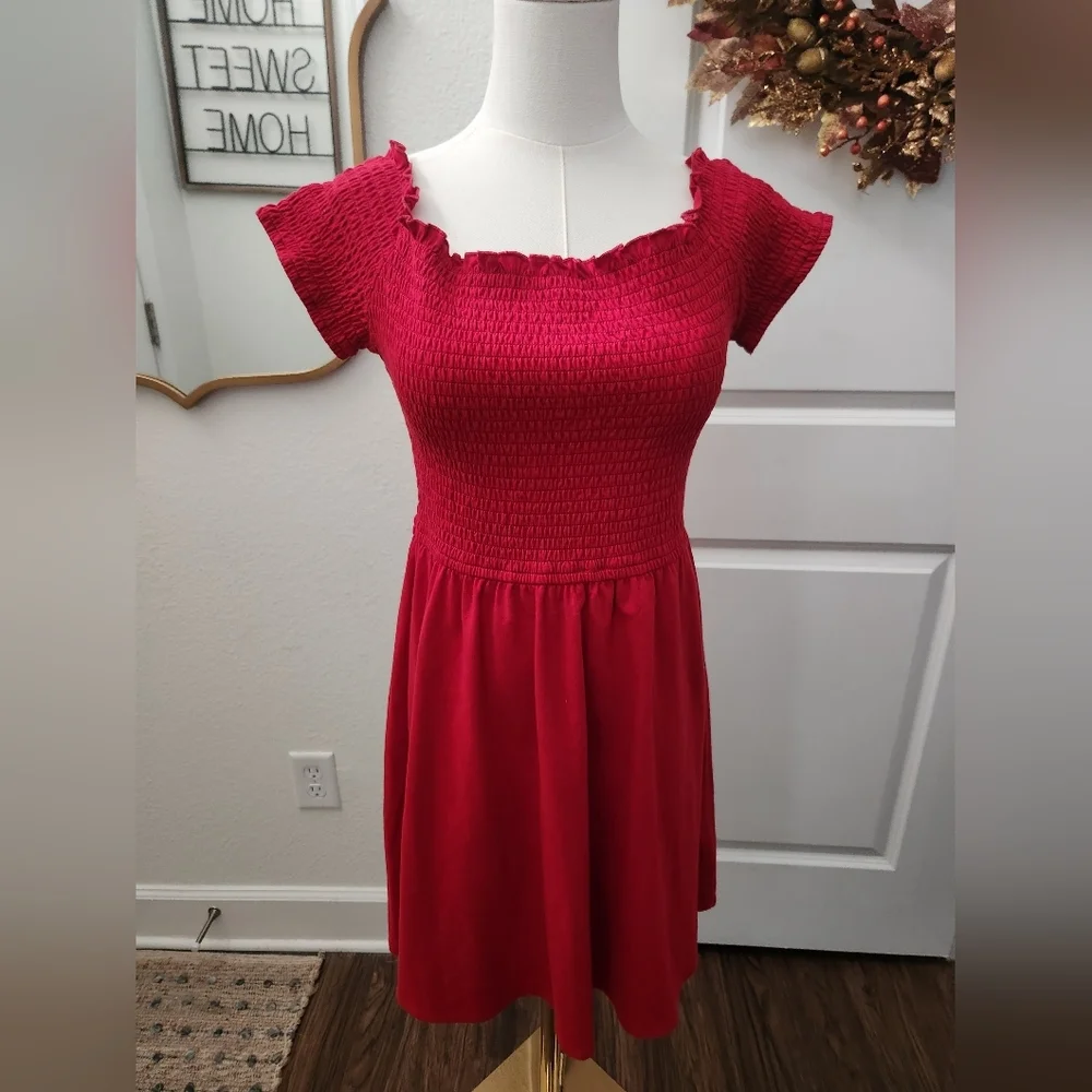 Hollister Red Off-Shoulder Smocked Dress - Picture 2 of 4